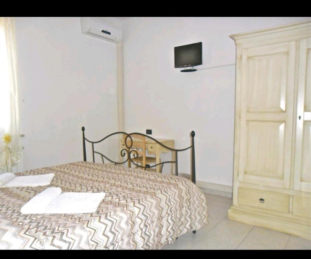 Hotel Lumiere à Pise Extérieur photo