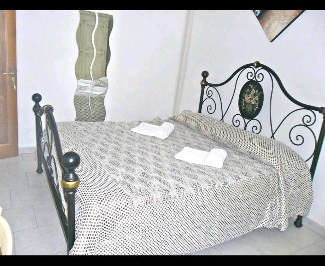 Hotel Lumiere à Pise Extérieur photo