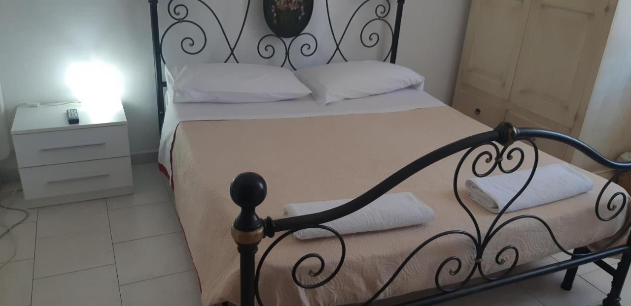 Hotel Lumiere à Pise Extérieur photo