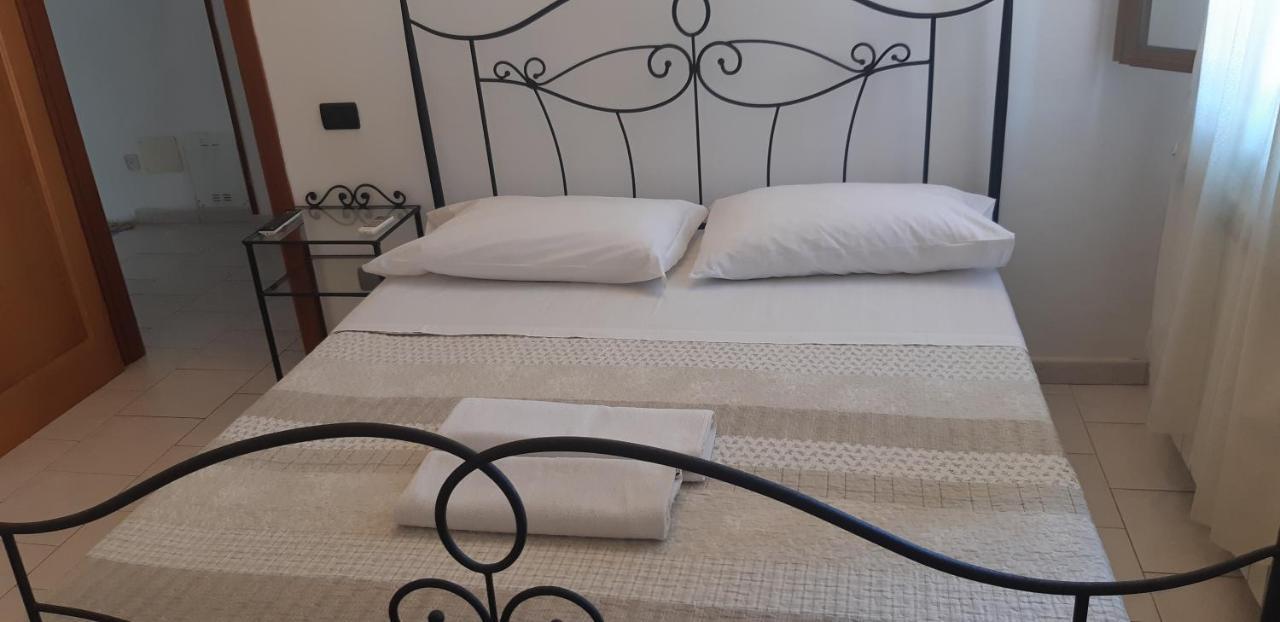 Hotel Lumiere à Pise Extérieur photo